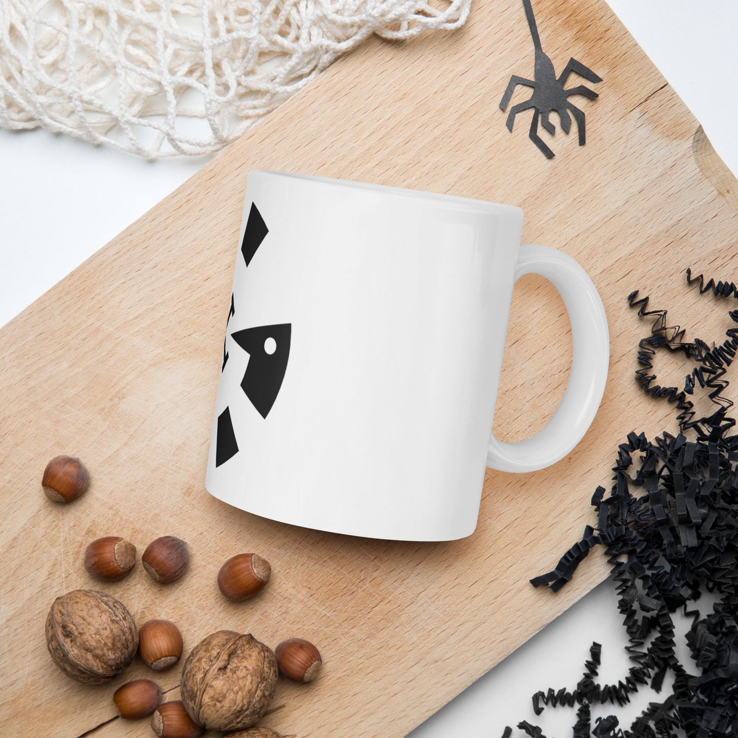 Big G Black White glossy mug