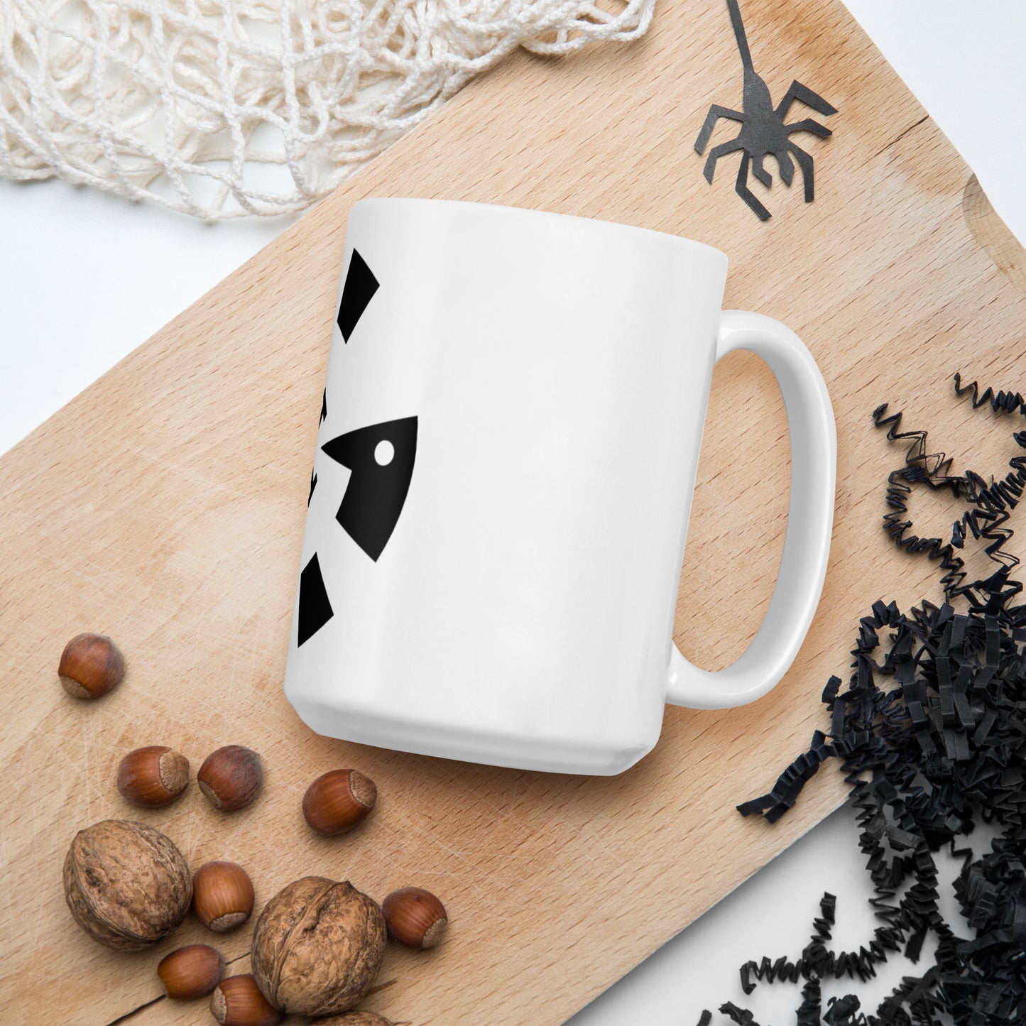 Big G Black White glossy mug